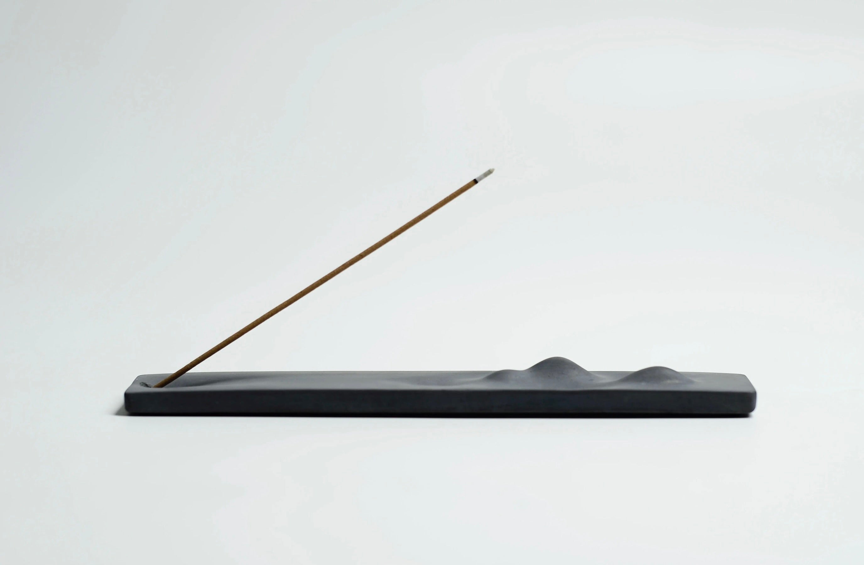 Minimal Ridge Ceramic Incense Holder