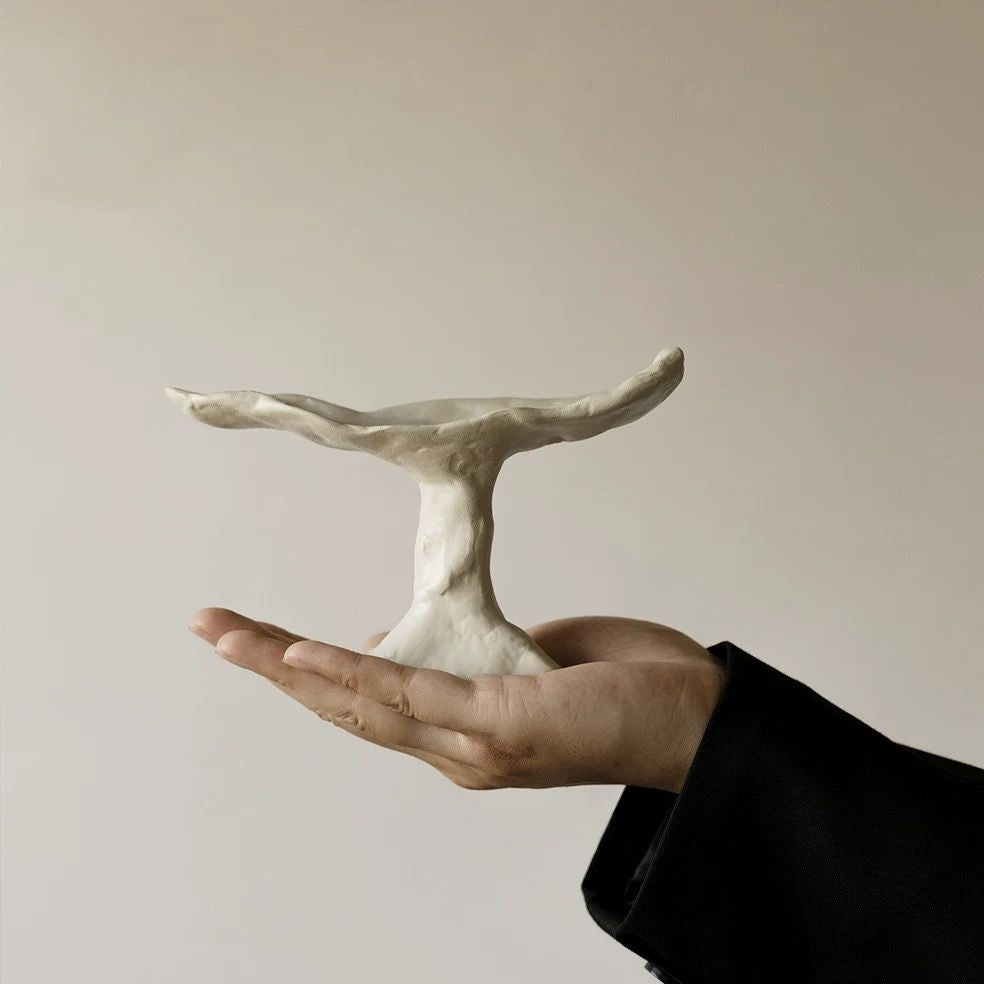 Sculptural Ceramic Incense Holder — Nordic Minimalist Vintage Style