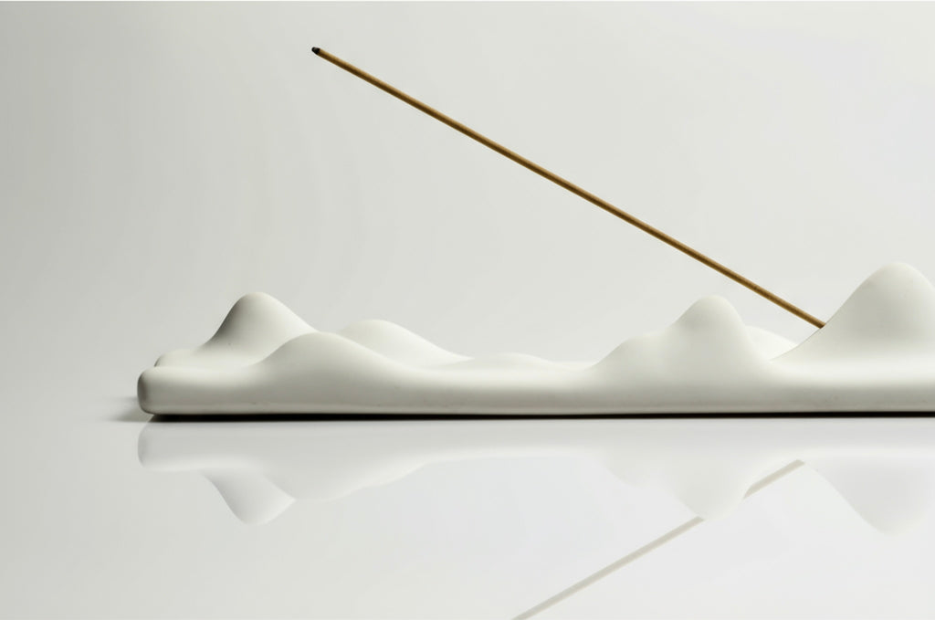 Minimal Ridge Ceramic Incense Holder